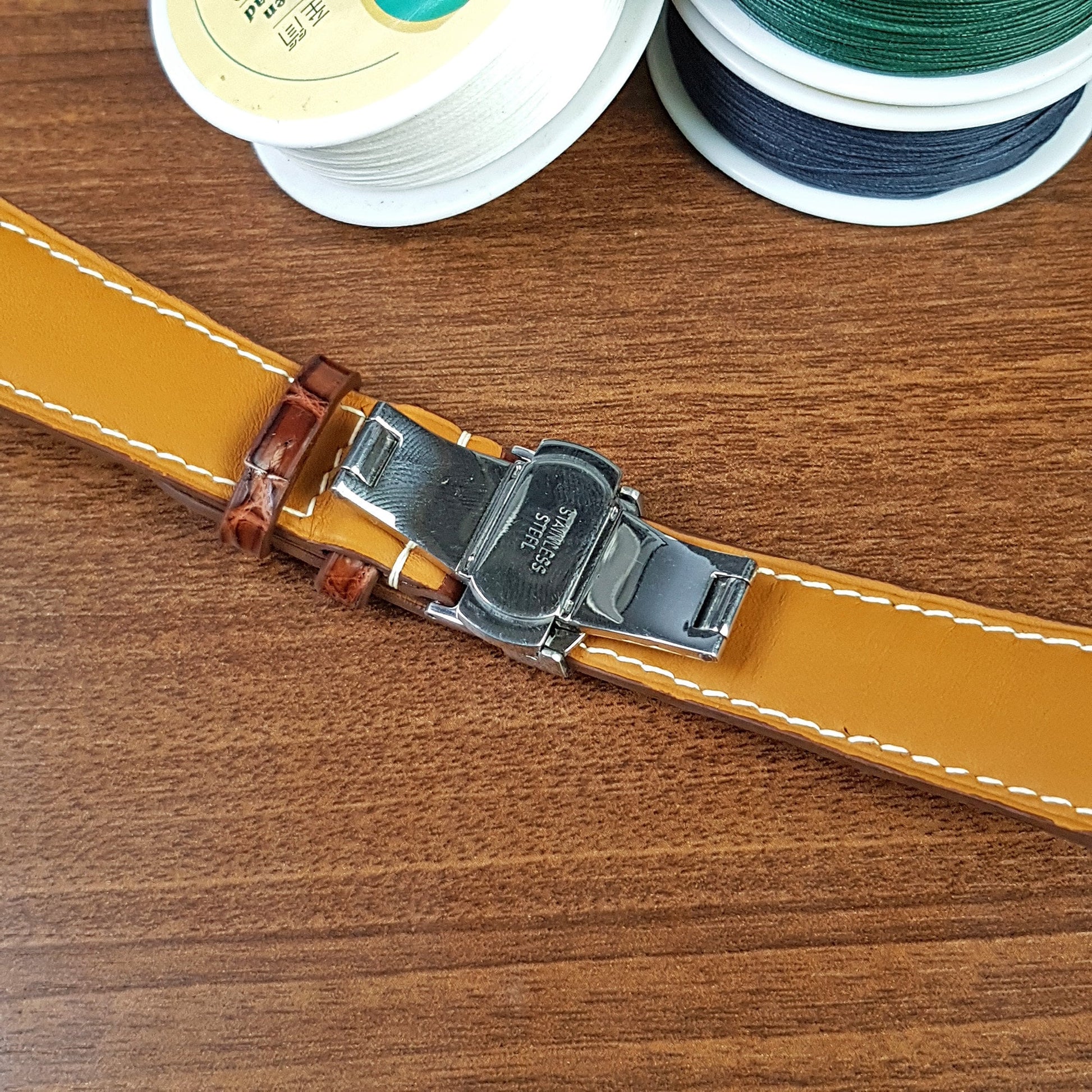 Reddish Brown Genuine Alligator Leather Watch Straps - PVMH Leather